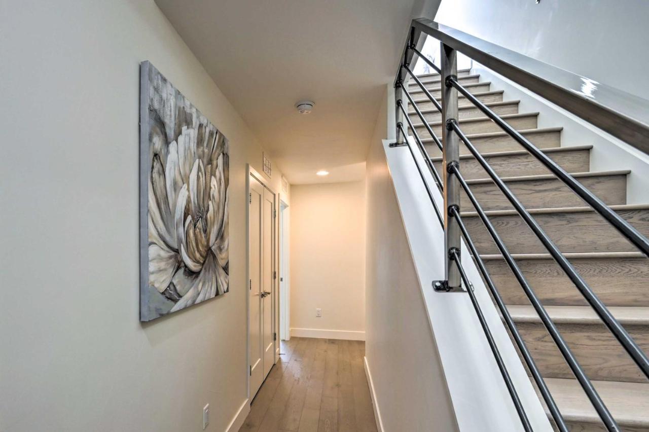 Townhome With Rooftop Deck Walk To Holiday home Denver