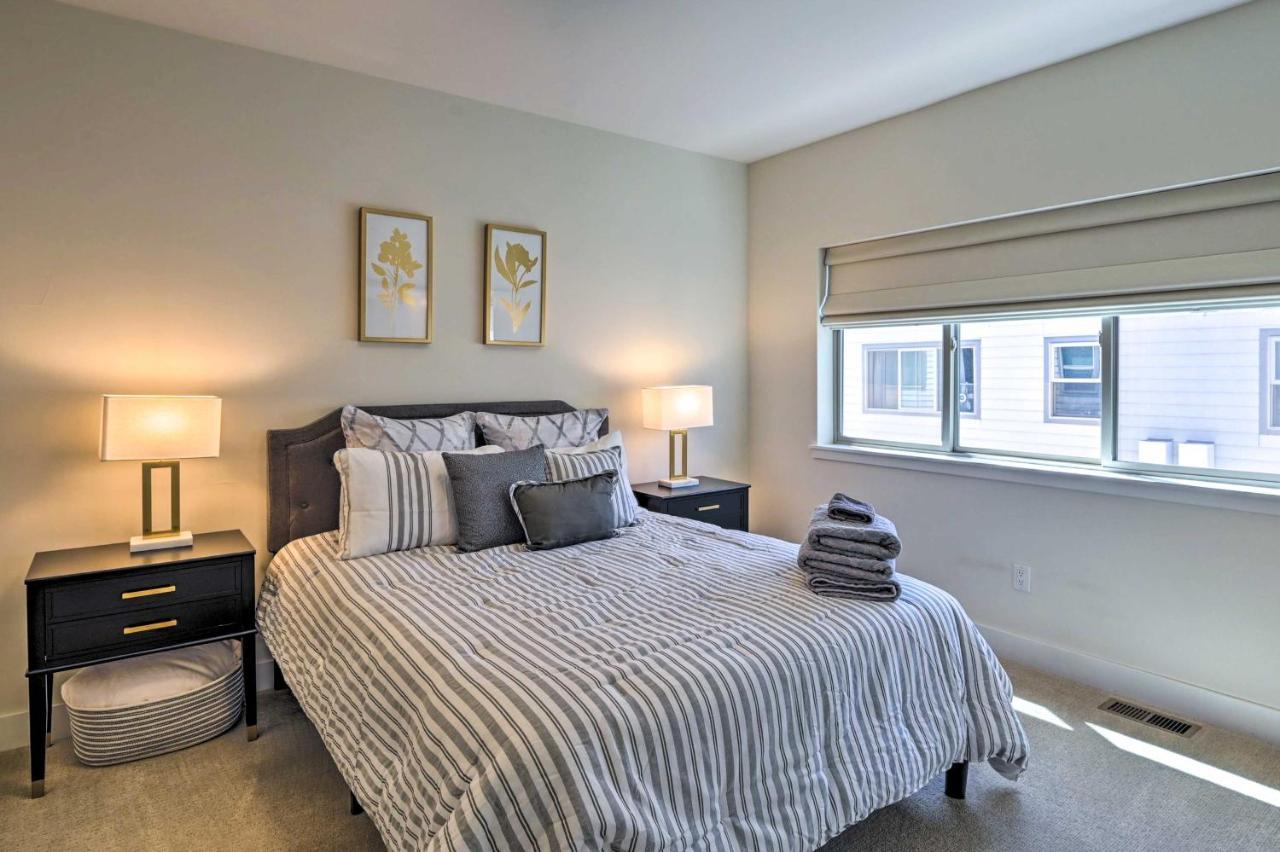 Townhome With Rooftop Deck Walk To Сasa de vacaciones DEN